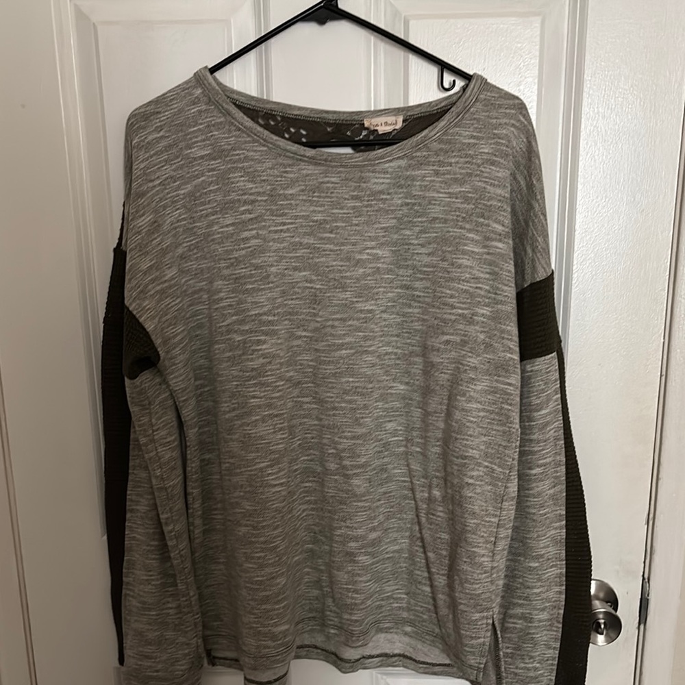 Hem & Thread Lace Accent Top - Picture 3 of 8